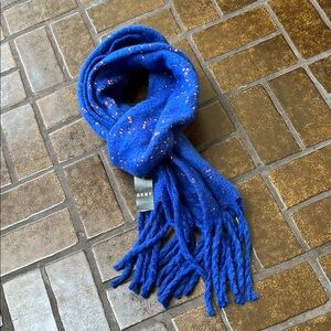 NWT DKNY Blue & Neon Orange Speckled Fuzzy Fringe Scarf